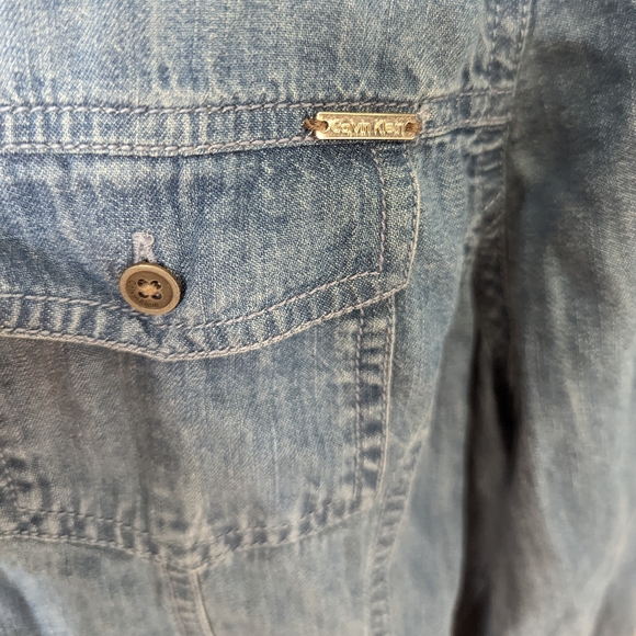 Pre-loved Iconic Western Style Button-Down Shirt - Picture 3 of 10